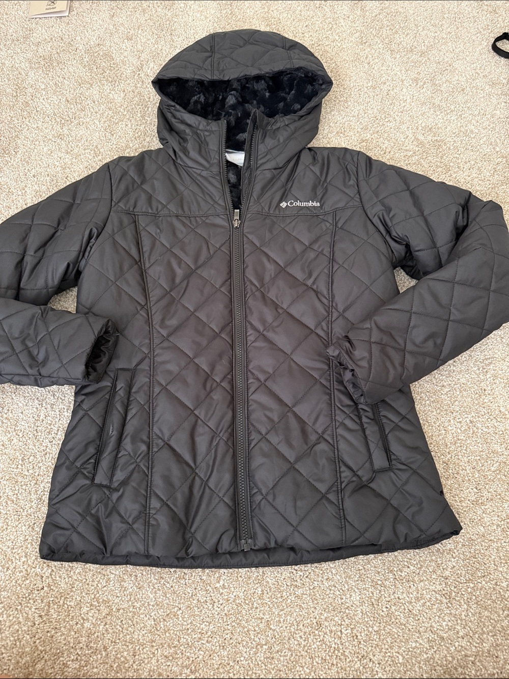 Columbia Women’s Black Quilted Hooded Puffer Jacket- medium